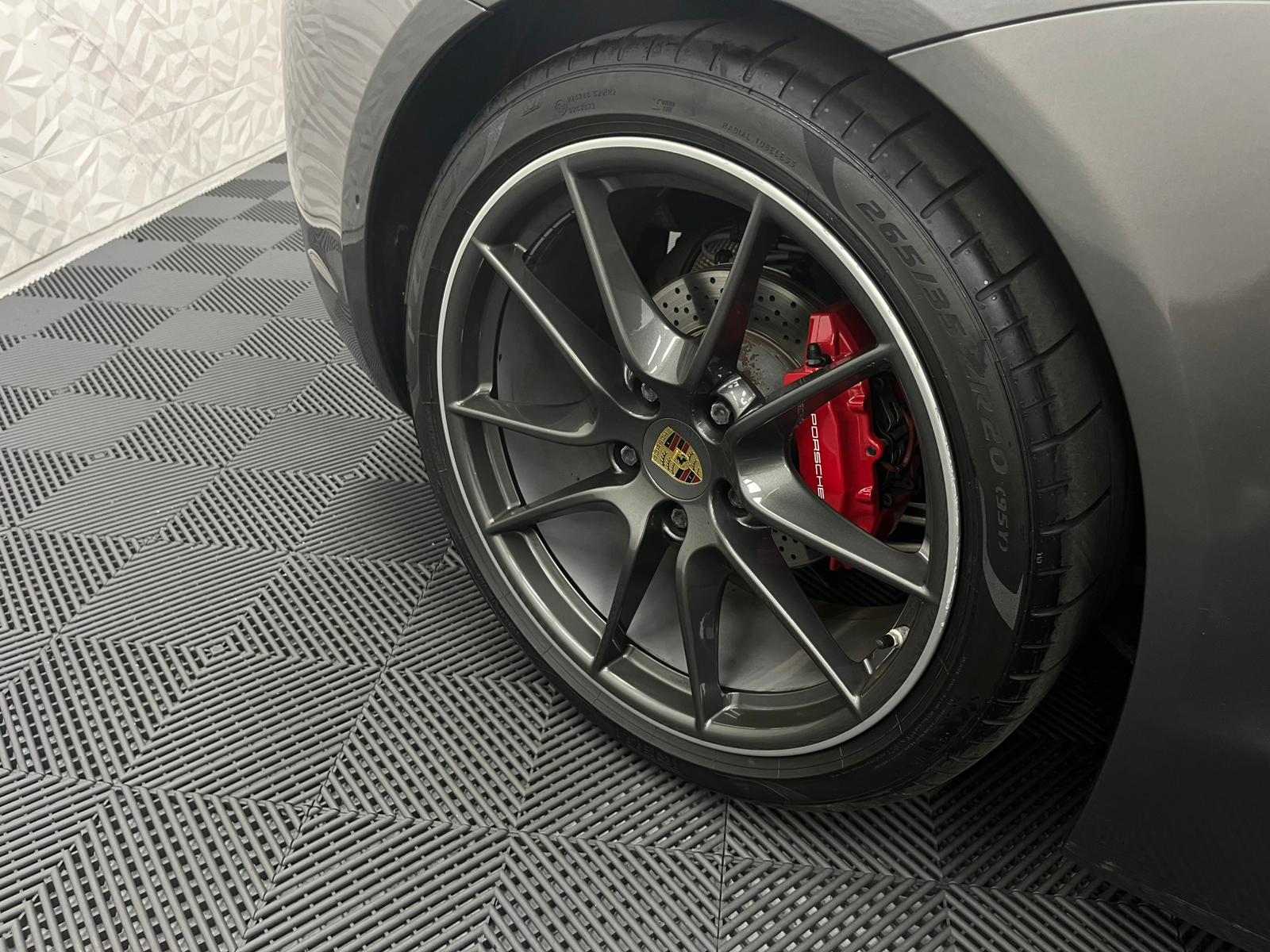 Porsche Cayman cleaning 3